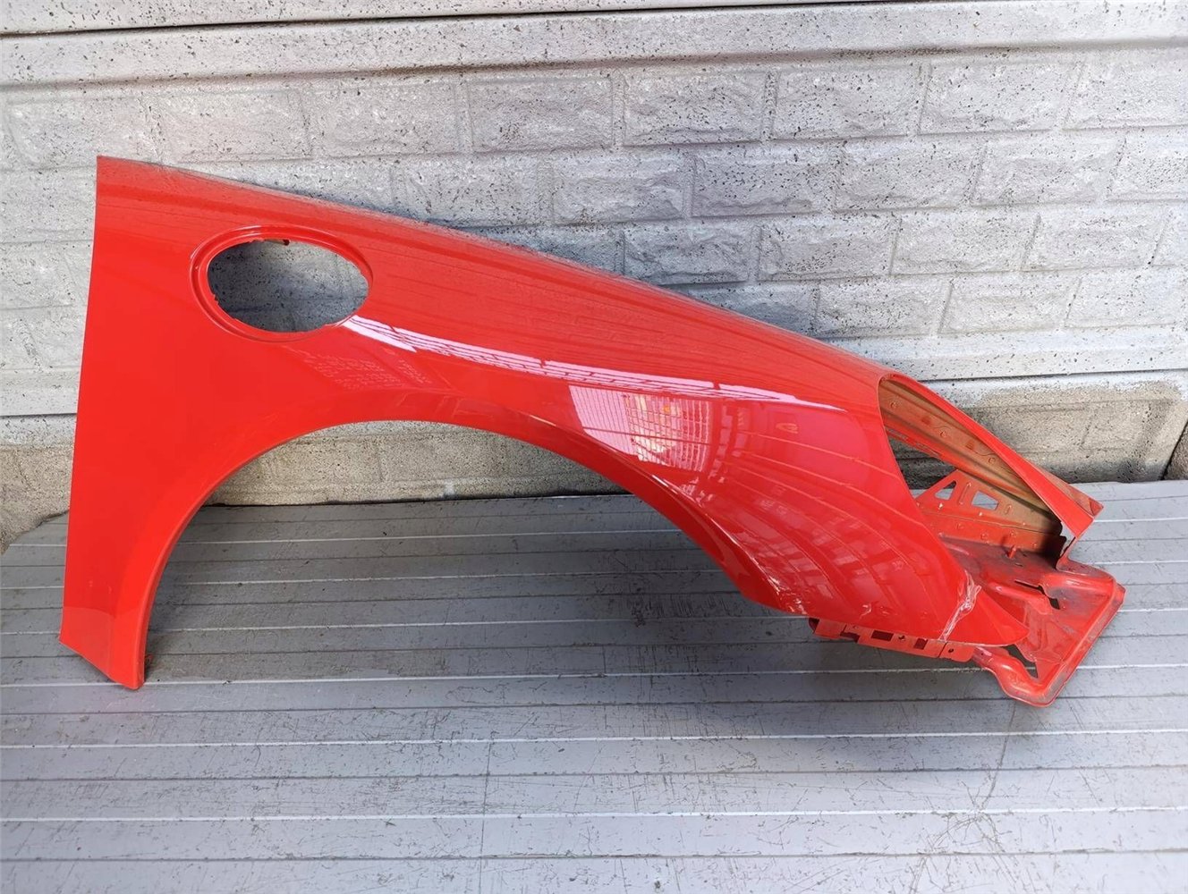 PORSCHE CARRERA 911 991 BŁOTNIK PRZEDNI PRAWY ORYGINAŁ (17861021869)