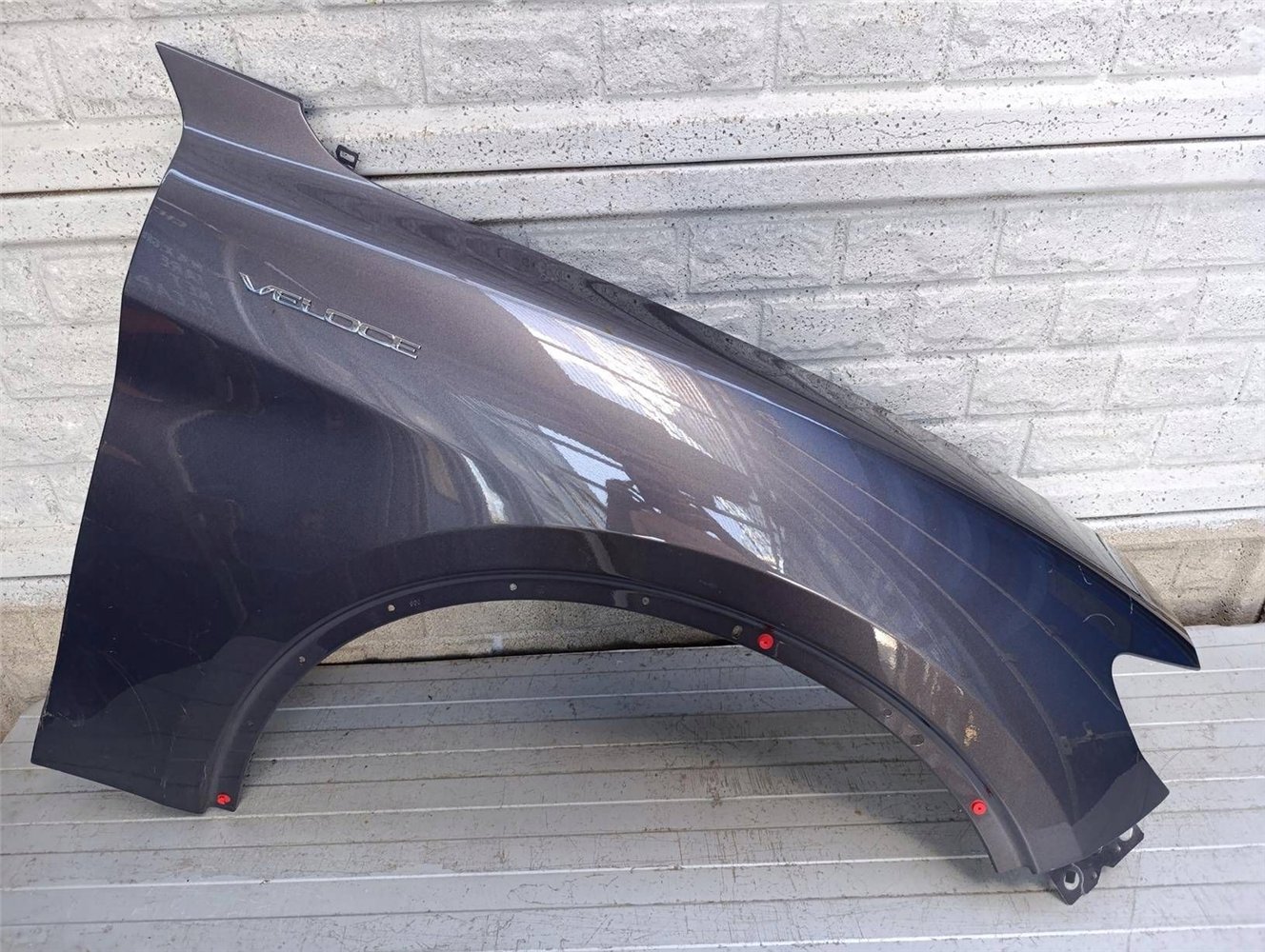 ALFA ROMEO STELVIO 16-24 BŁOTNIK PRZEDNI PRAWY ORYGINAŁ (17861035150)