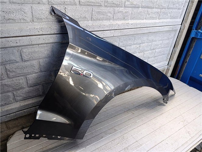 FORD MUSTANG VI 14 - 18 BŁOTNIK PRAWY PRZEDNI ORYGINAŁ (17861095206)