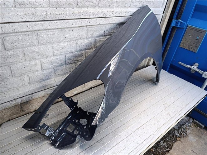 PORSCHE PANAMERA 976 BŁOTNIK PRZEDNI LEWY ORYGINAŁ (17861115727)