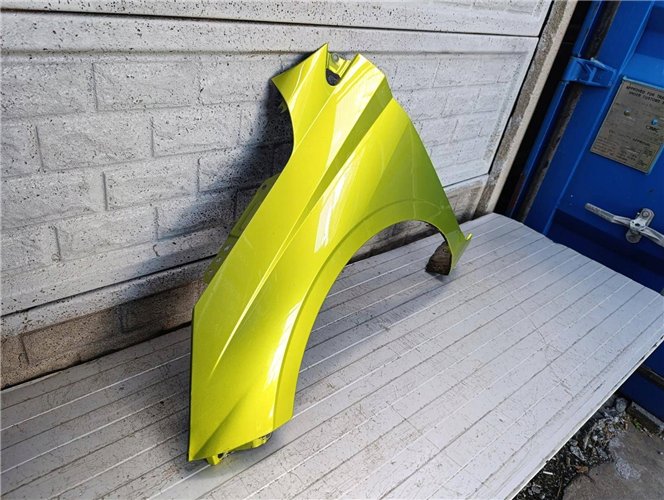 HYUNDAI I20 21-25 BŁOTNIK PRZEDNI LEWY ORYGINAŁ (17861126502)