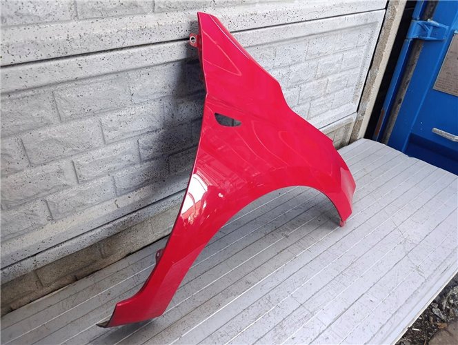 HYUNDAI I20 LIFT KIERUNEK BŁOTNIK PRZEDNI PRAWY ORYGINAŁ (17879710131)