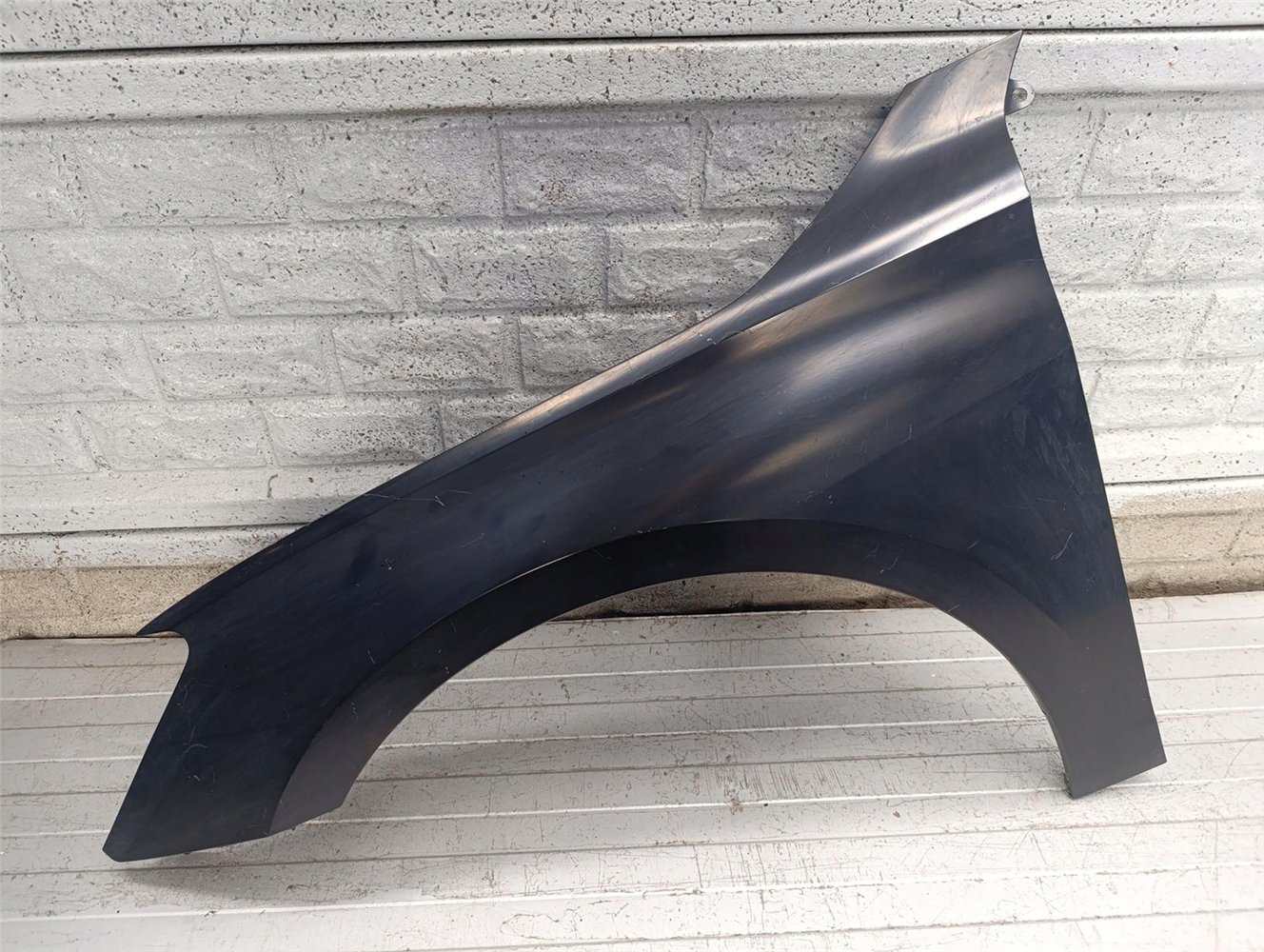 AUDI A3 8Y 2020 - 2025 BŁOTNIK PRZEDNI LEWY ORYGINAŁ (17879771841)