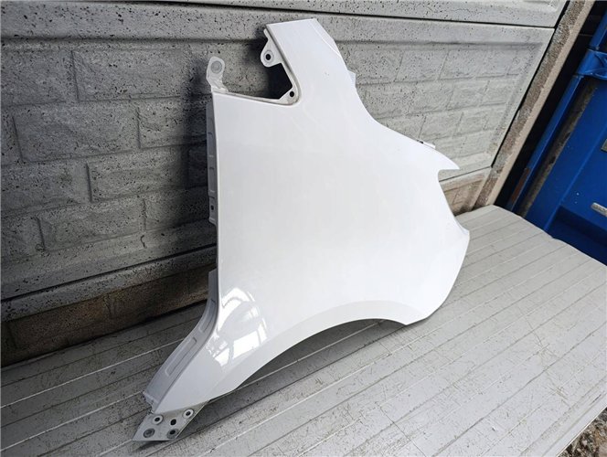 MERCEDES SPRINTER 907 910 18-24 BŁOTNIK PRAWY ORYGINAŁ (17879813133)