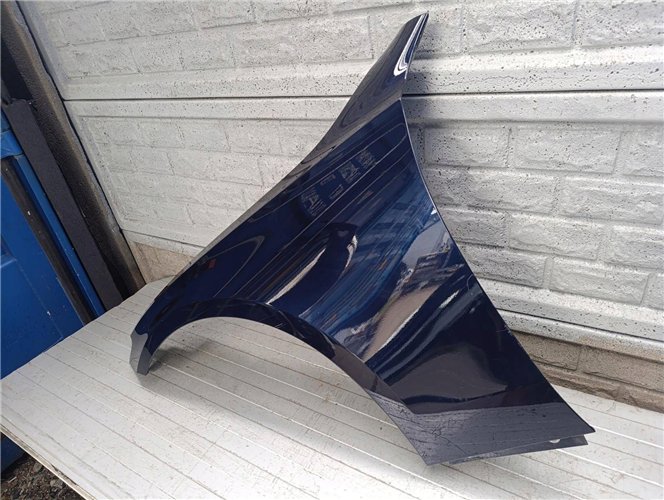 MERCEDES E-KLASA W214 W 214 2023- BŁOTNIK LEWY ORYGINAŁ (17879821861)