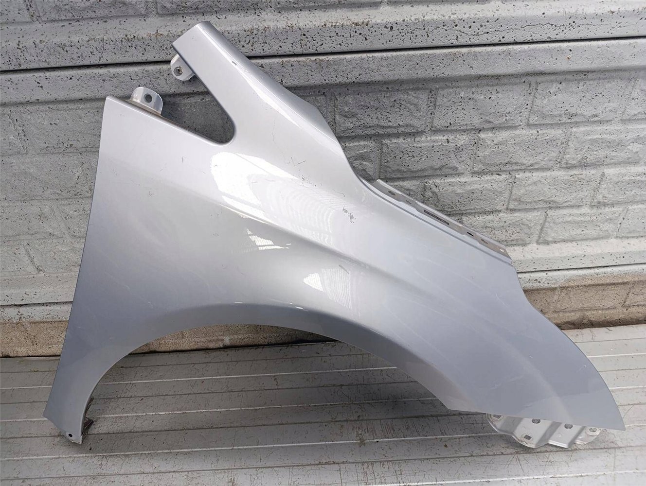 TOYOTA AVENSIS T27 09-15 BŁOTNIK PRZEDNI PRAWY ORYGINAŁ (17879835617)