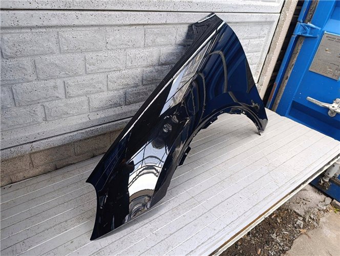 PORSCHE CAYENNE 9Y0 lift BŁOTNIK PRZEDNI LEWY ORYGINAŁ (17880031717)