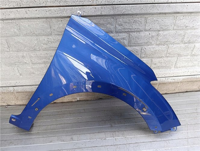 HYUNDAI I20 CROSS SPORT BŁOTNIK PRZEDNI PRAWY ORYGINAŁ (17880056576)