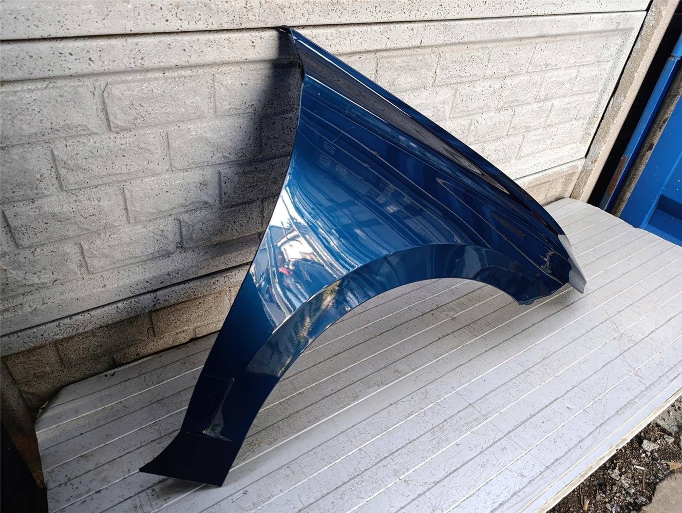 VW ID7 ID 7 BŁOTNIK PRAWY PRZEDNI ORYGINAŁ (17880061380)