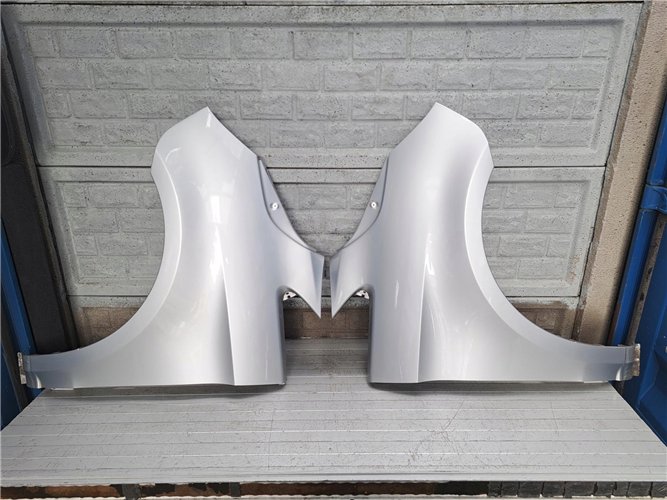 MERCEDES VITO V KLASA W447 15- BŁOTNIK PRAWY LEWY ORYGINAŁ (17883004760)