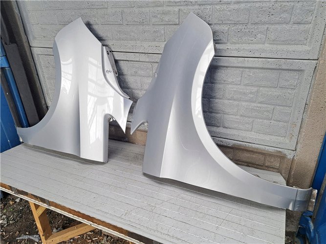 MERCEDES VITO V KLASA W447 15- BŁOTNIK PRAWY LEWY ORYGINAŁ (17883004760)