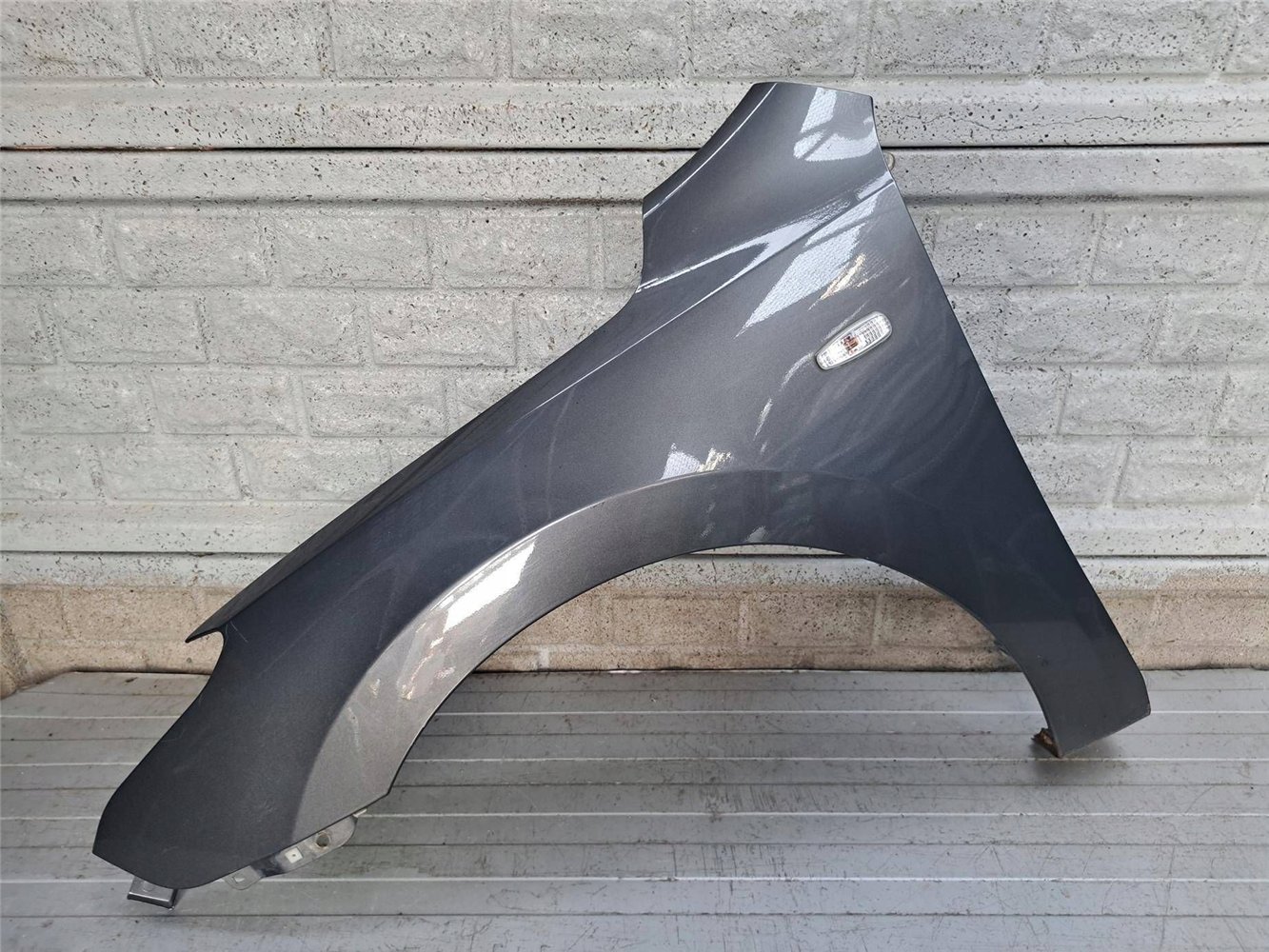 HYUNDAI I30 i30 10 -13 BŁOTNIK LEWY PRZEDNI ORYGINAŁ (17883039071)