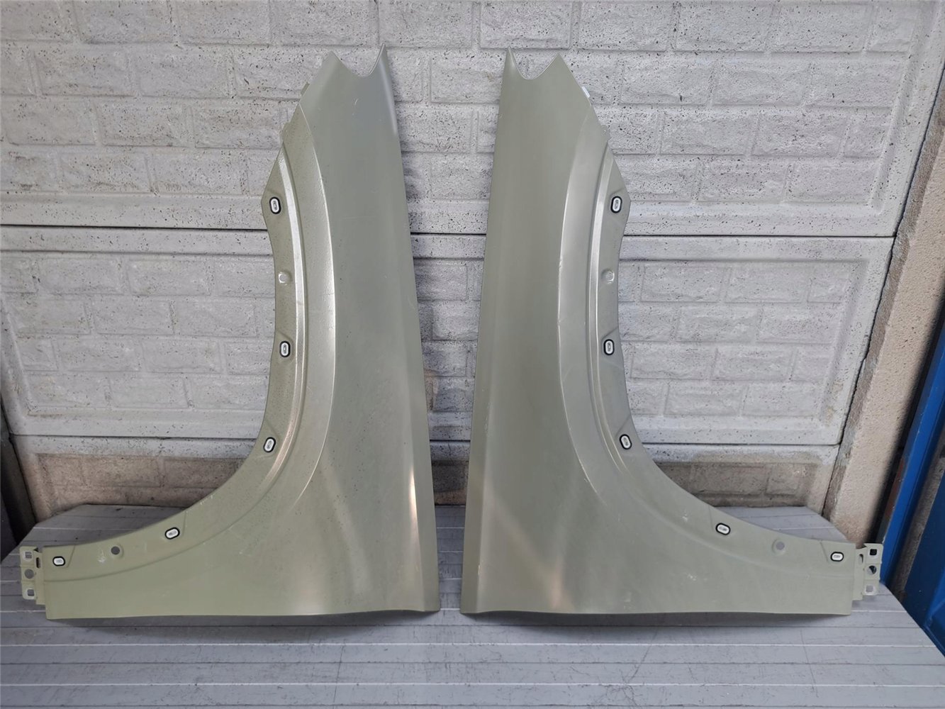 MERCEDES GLS II X167 167BŁOTNIK PRAWY LEWY NOWY ORYGINAŁ (17883090745)