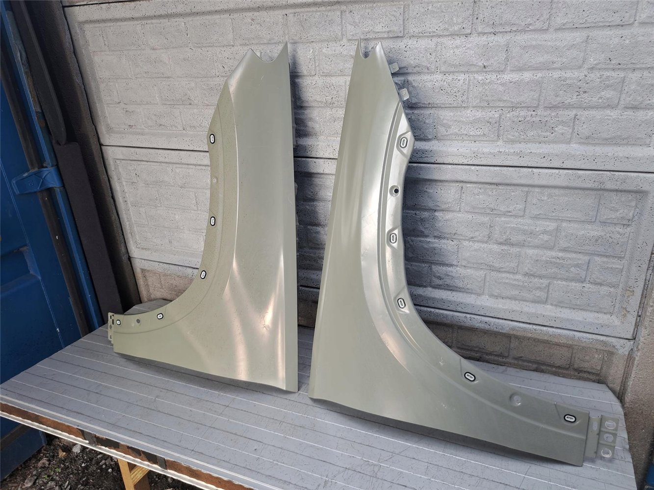 MERCEDES GLS II X167 167BŁOTNIK PRAWY LEWY NOWY ORYGINAŁ (17883090745)