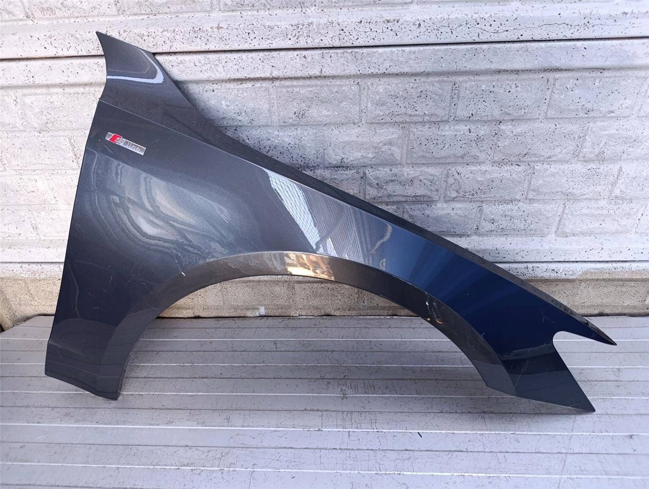 AUDI A7 C8 4K 18-25 BŁOTNIK PRZEDNI PRAWY ORYGINAŁ (17883118608)