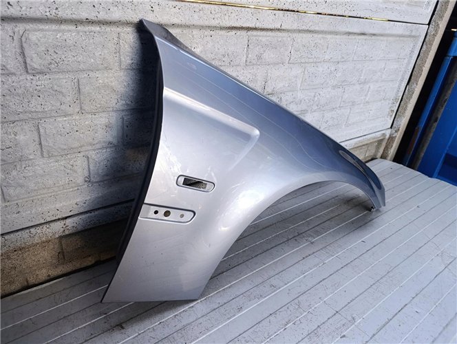 BMW E46 e46 COMPACT BŁOTNIK PRAWY PRZEDNI BEZ RDZY ORYGINAŁ (17883128889)