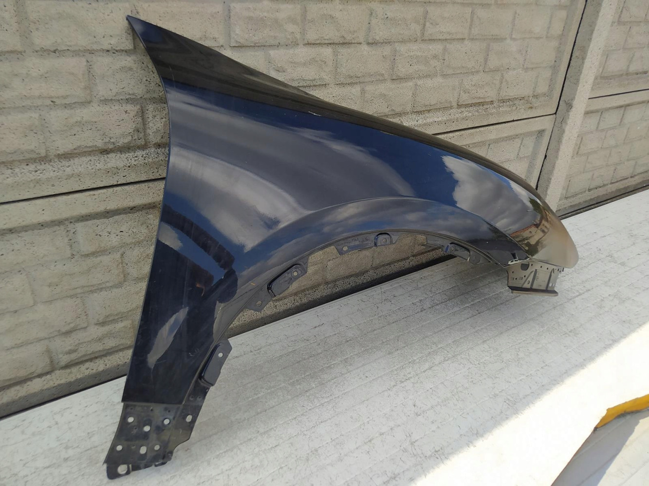 PORSCHE CAYENNE 2010-2014 BŁOTNIK PRZEDNI PRAWY - (12364167455)