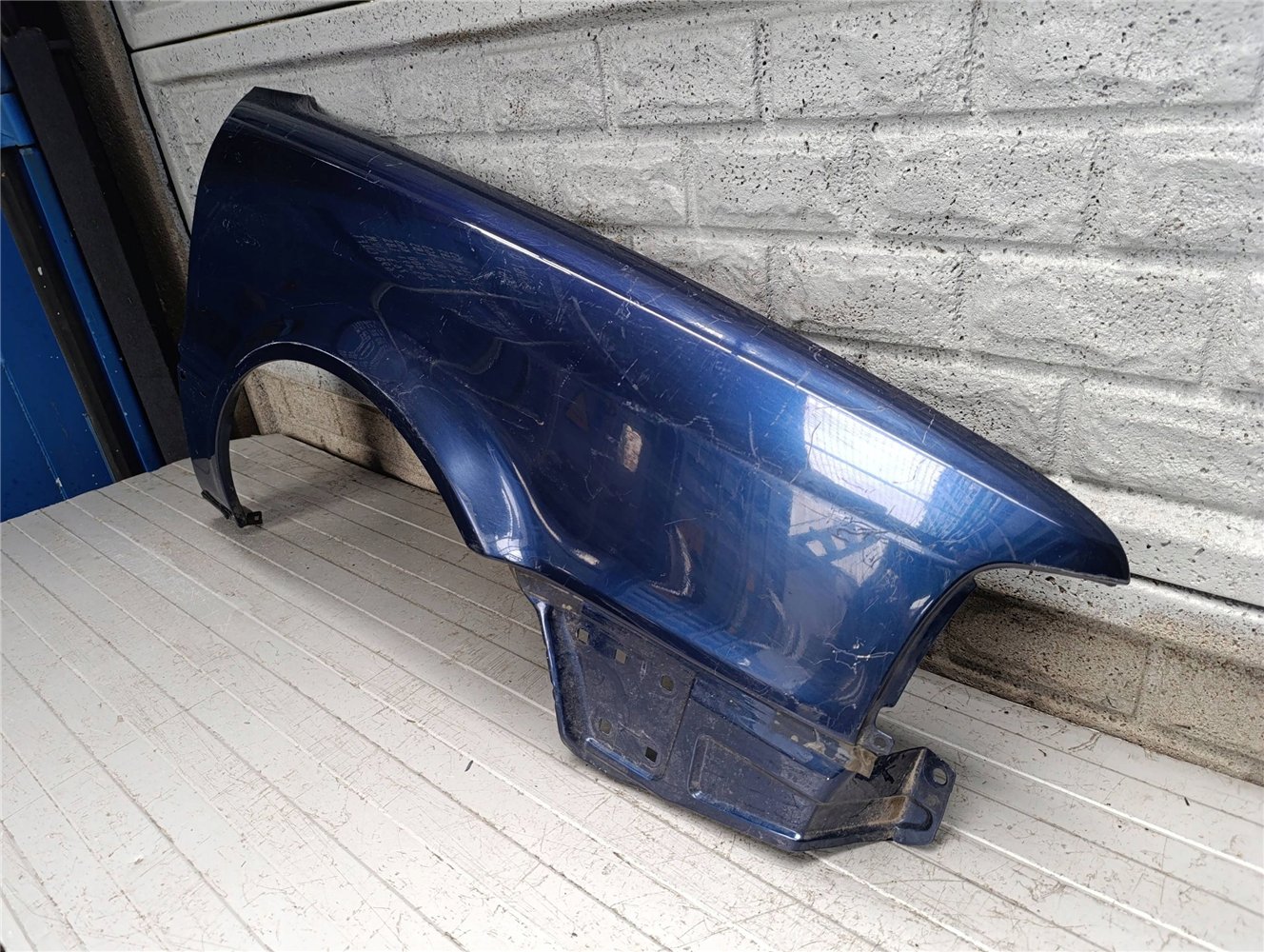 BŁOTNIK PRAWY PRZEDNI AUDI 80 90 B4 1991-97 ORYGINAŁ (17891213313)