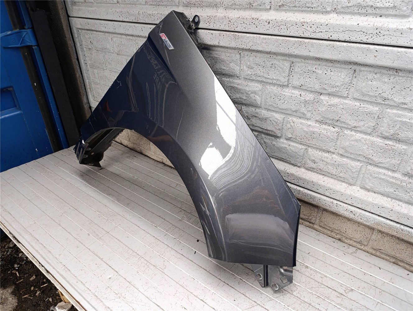 BŁOTNIK PRZEDNI PRAWY FORD EDGE II 2014- ORYGINAŁ (17891220893)