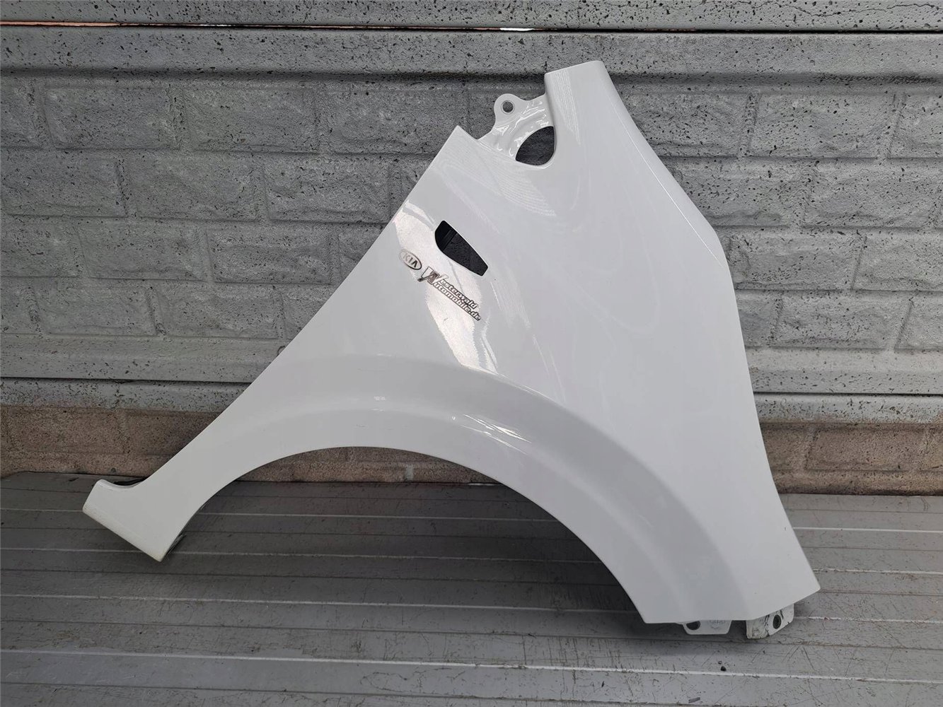 KIA PICANTO 3 III 2017-2024 BŁOTNIK PRAWY PRZEDNI ORYGINAŁ (17893987967)