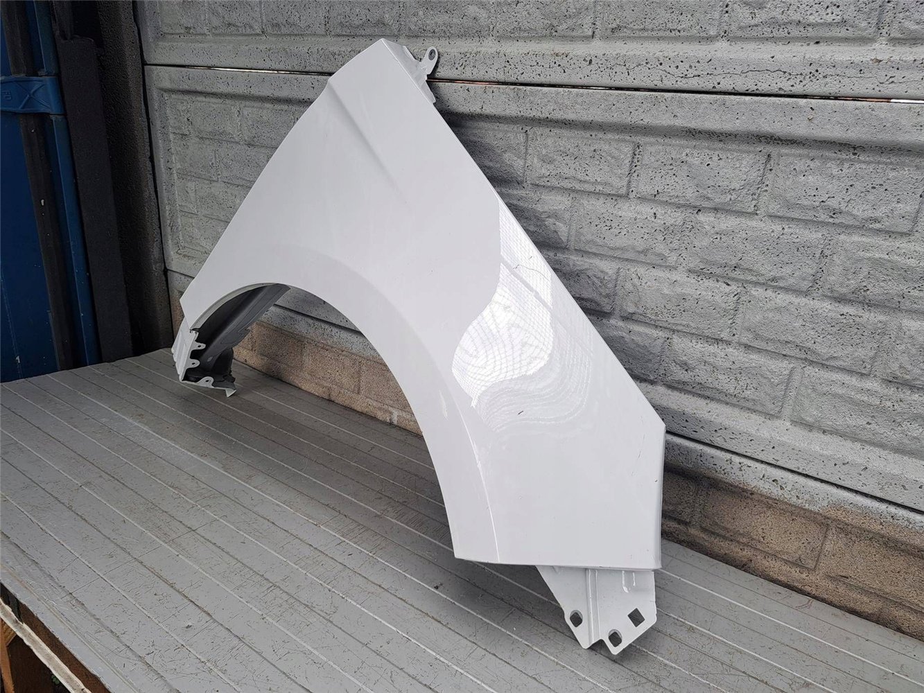 BŁOTNIK PRZEDNI PRAWY FORD EDGE II 2014- ORYGINAŁ (17894015263)