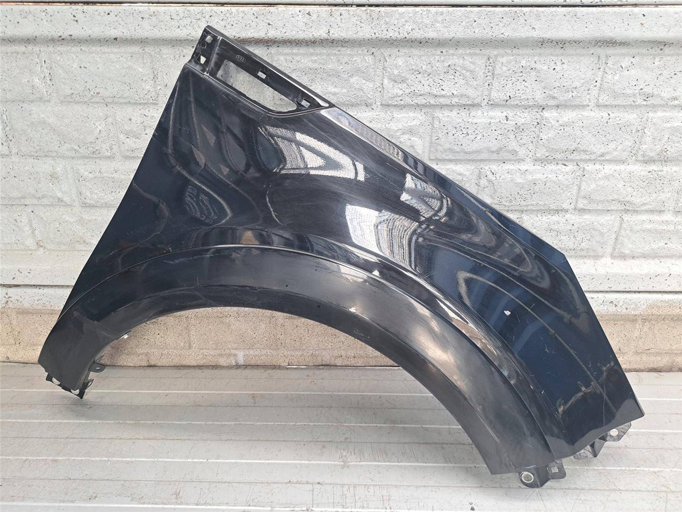 KIA SOUL 13-19 BŁOTNIK PRZEDNI PRAWY ORYGINAŁ (17894063958)