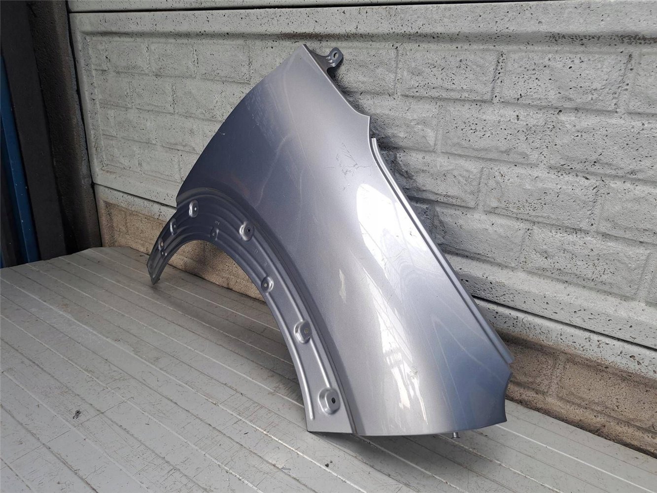 CITROEN C3 AIRCROSS BŁOTNIK PRAWY PRZEDNI ORYGINAŁ (17894067144)