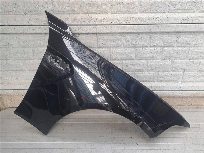 BMW F87 M2 BŁOTNIK PRZEDNI PRAWY ORYGINAŁ (17897070694)