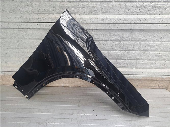 BŁOTNIK MERCEDES EQE SUV x294 PRAWY PRZEDNI ORYGINAŁ (17897088553)