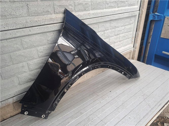 BŁOTNIK MERCEDES EQE SUV x294 PRAWY PRZEDNI ORYGINAŁ (17897088553)