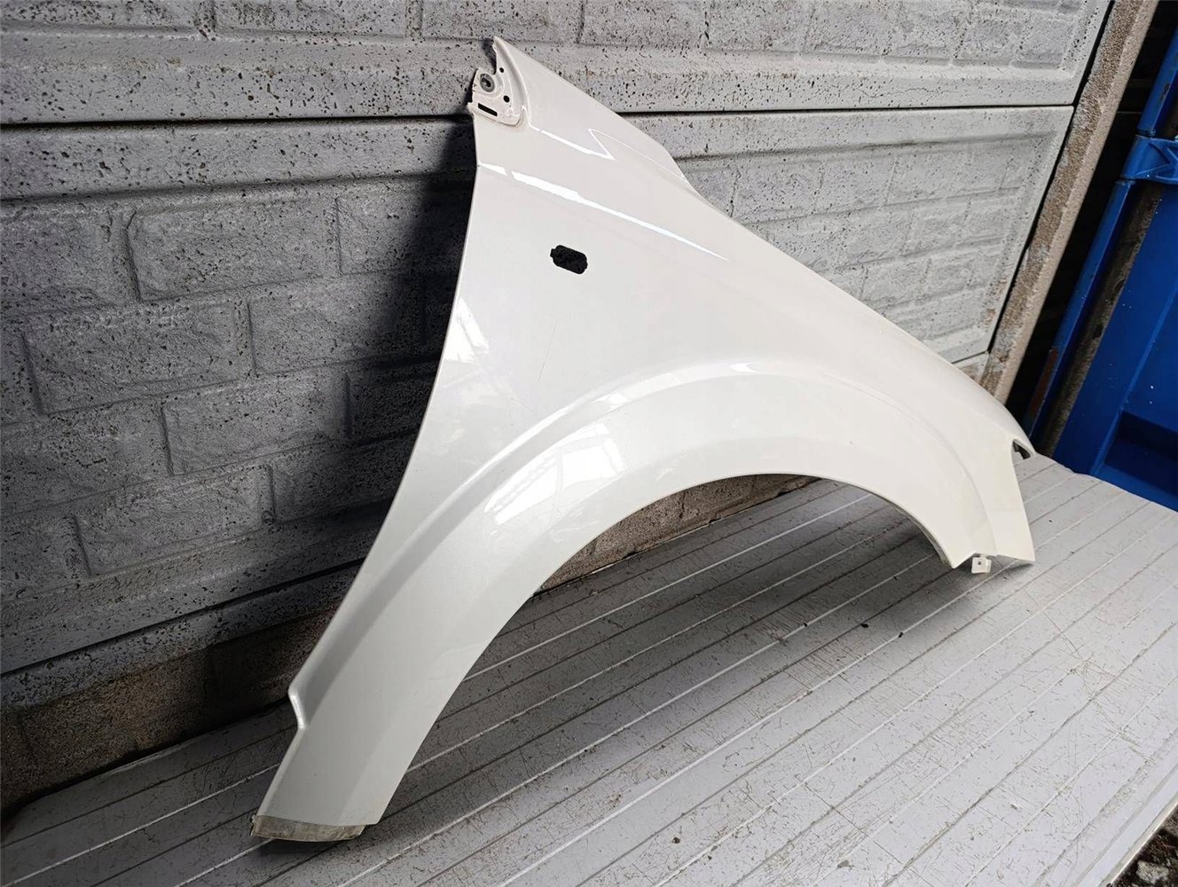 FIAT FREEMONT DODGE JOURNEY BŁOTNIK PRAWY ORYGINAŁ (17897112270)