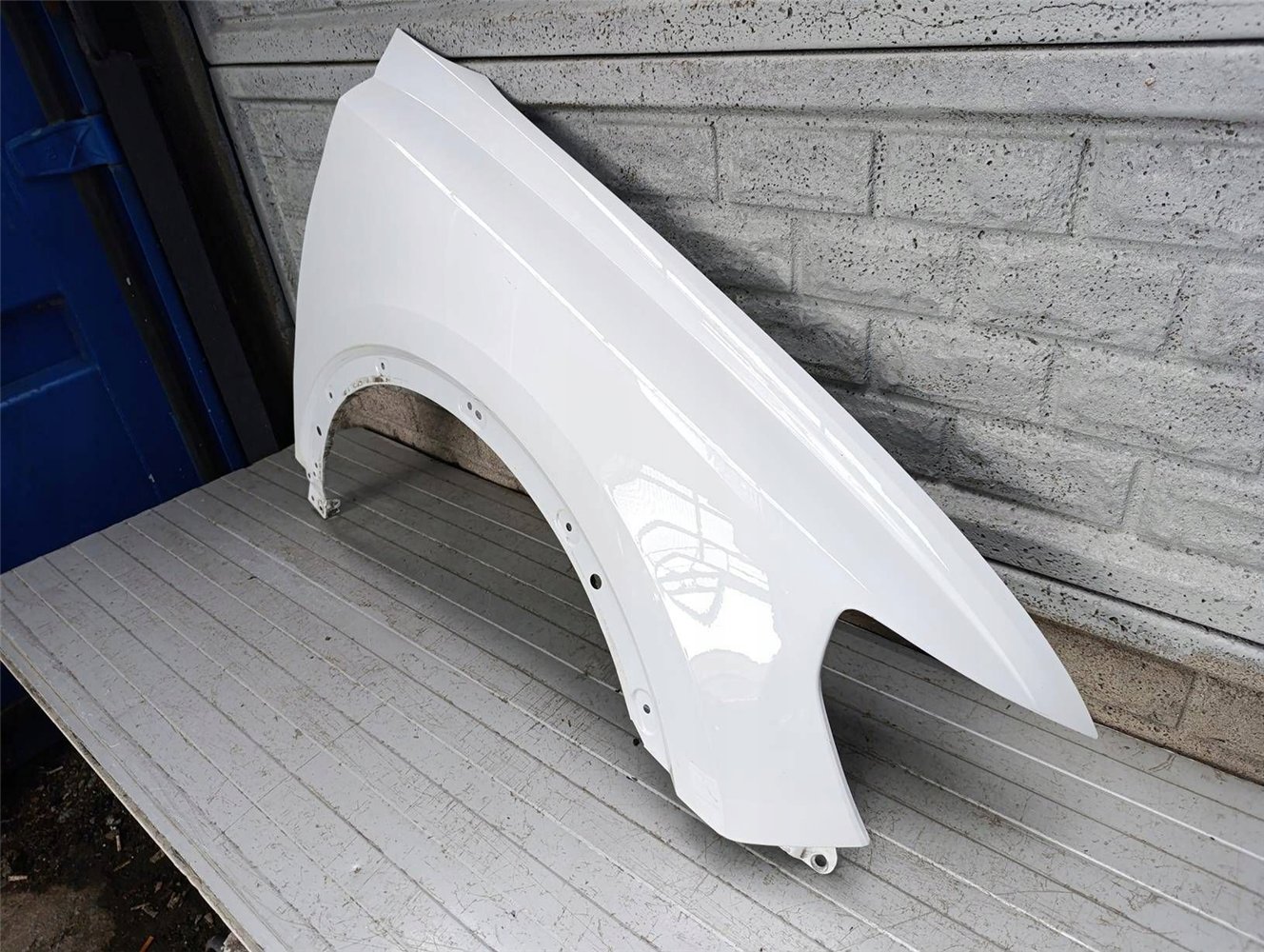 AUDI Q3 Q 3 II 83A 2018-2024 BŁOTNIK PRAWY PRZEDNI ORYGINAŁ (17897116479)