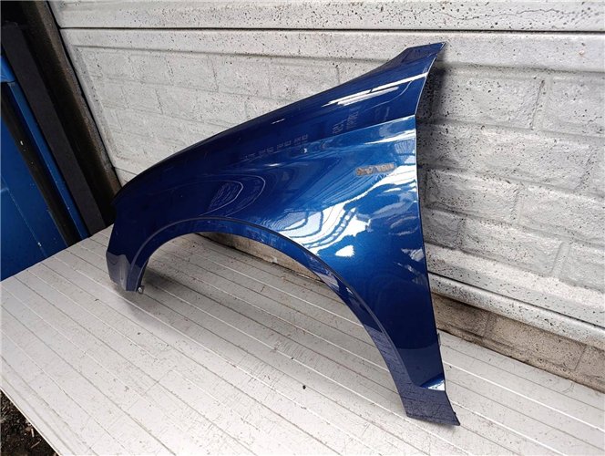 AUDI A3 SEDAN CABRIO 8V5 BŁOTNIK PRZEDNI LEWY ORYGINAŁ (17897182043)