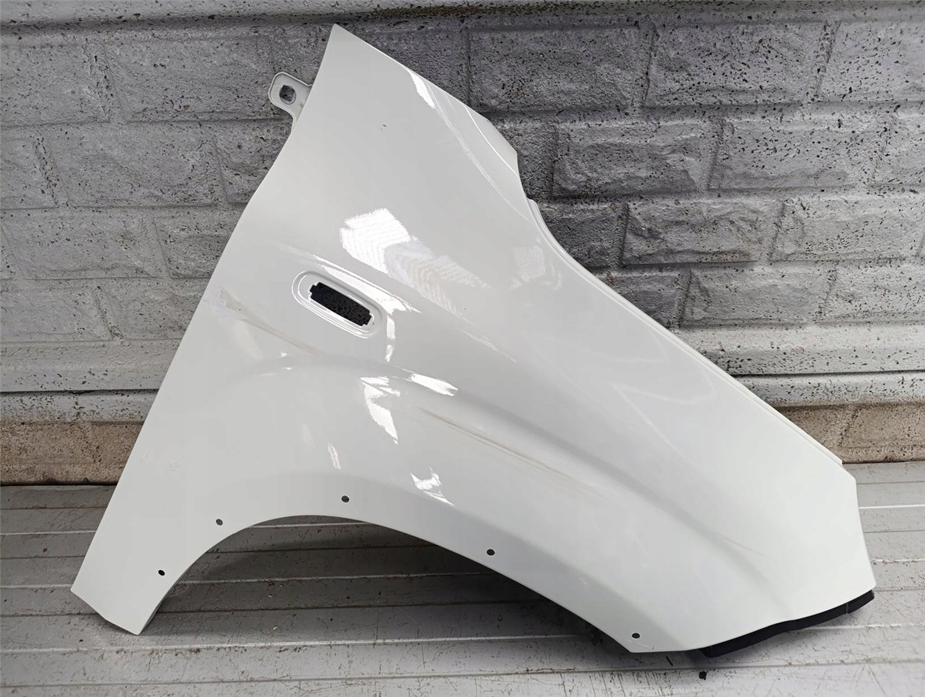 FIAT PANDA 3 CROSS 13-18 BŁOTNIK PRZEDNI PRAWY ORYGINAŁ (17897311453)