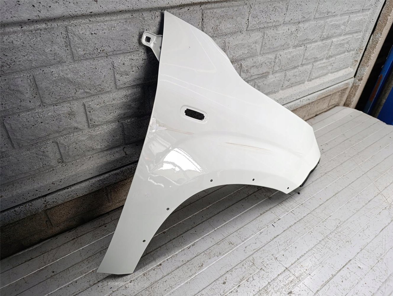 FIAT PANDA 3 CROSS 13-18 BŁOTNIK PRZEDNI PRAWY ORYGINAŁ (17897311453)