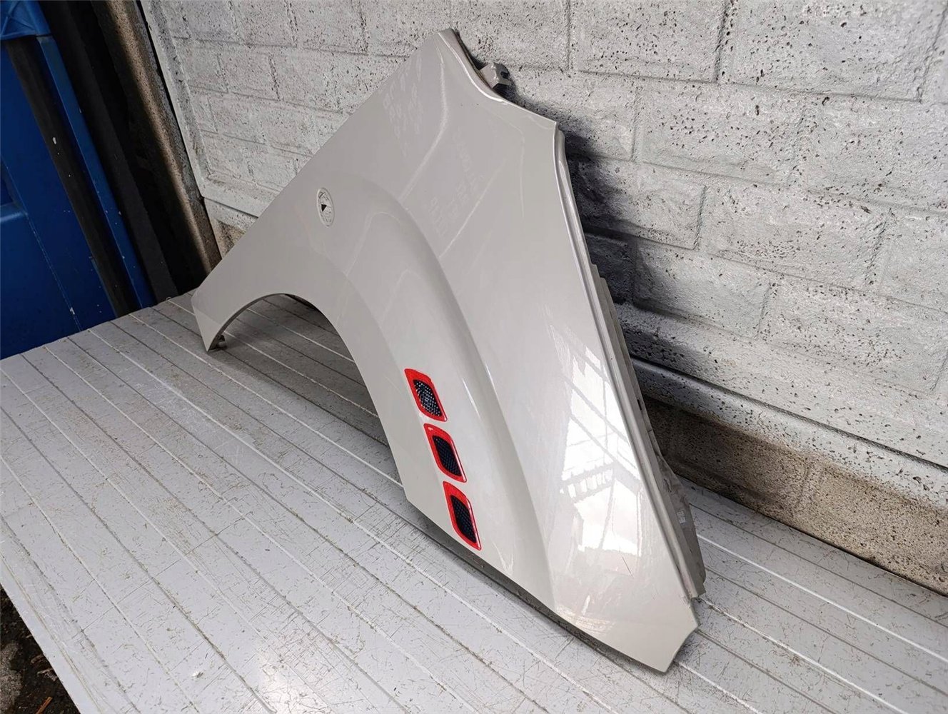 COMBO RIFTER PARTNER BERLINGO IV BŁOTNIK PRAWY ORYGINAŁ (17900607554)