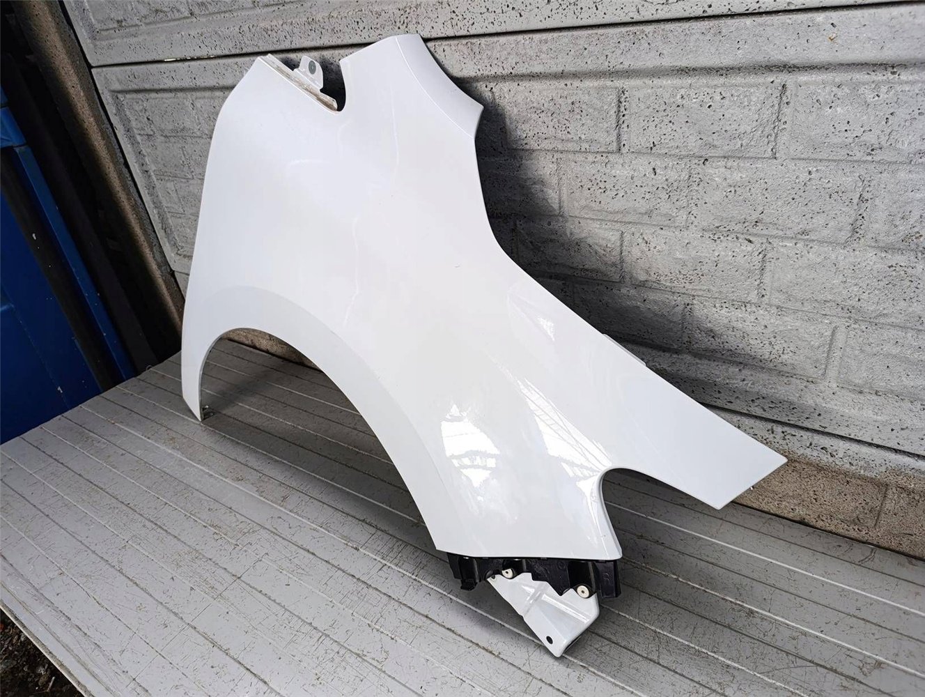 MERCEDES CITAN W420 BŁOTNIK PRAWY PRZEDNI ORYGINAŁ (17900613511)