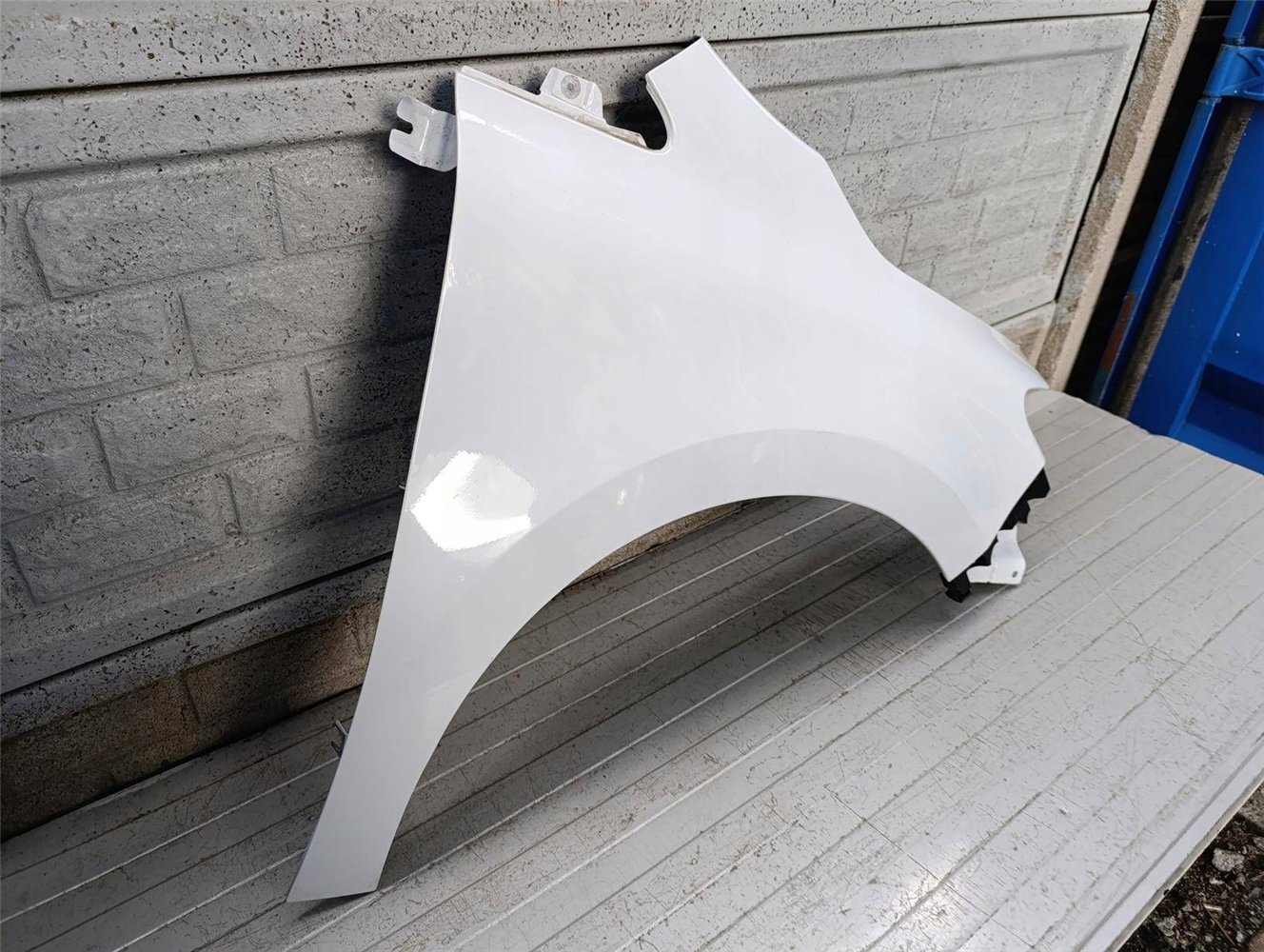 MERCEDES CITAN W420 BŁOTNIK PRAWY PRZEDNI ORYGINAŁ (17900613511)