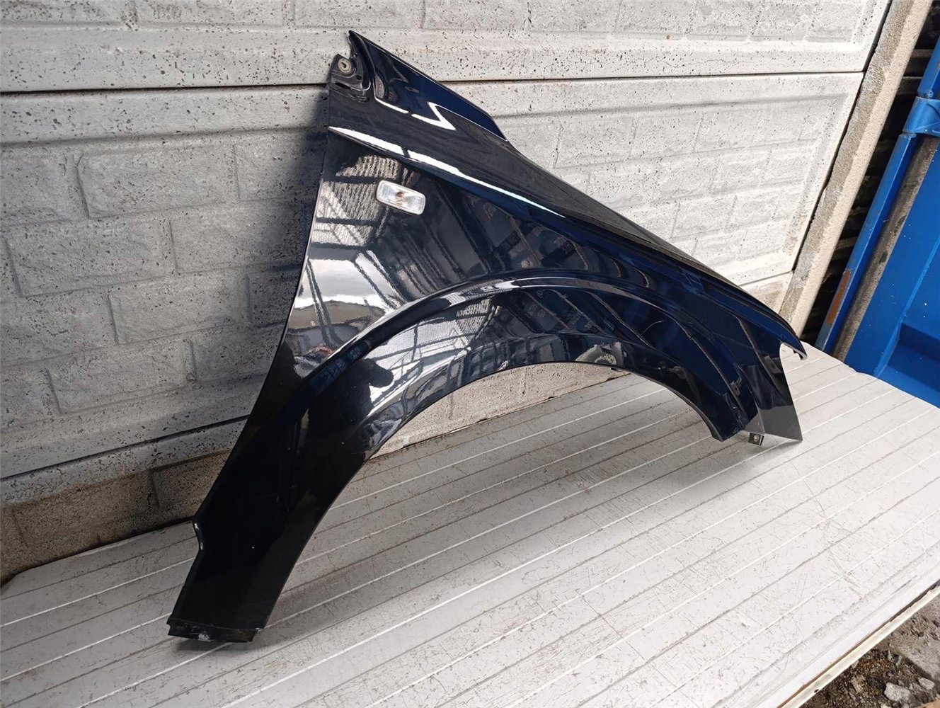 FIAT FREEMONT DODGE JOURNEY BŁOTNIK PRAWY ORYGINAŁ (17900617878)