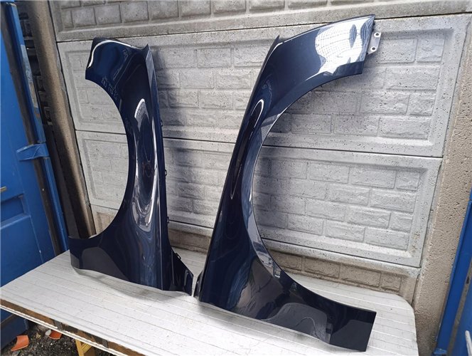 AUDI A8 D4 09-17 BŁOTNIK PRZEDNI LEWY PRAWY ORYGINAŁ (17905026464)