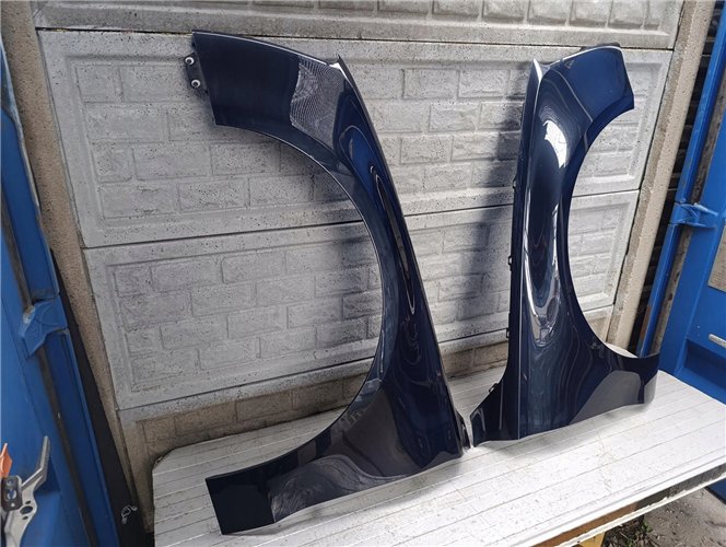 AUDI A8 D4 09-17 BŁOTNIK PRZEDNI LEWY PRAWY ORYGINAŁ (17905026464)