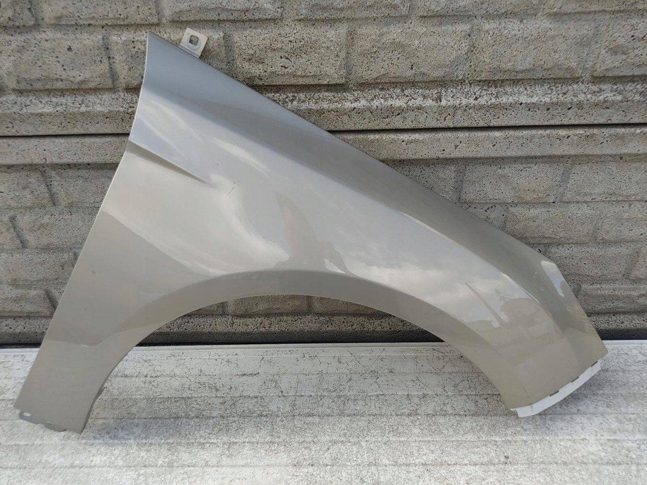 FORD FOCUS MK3 11-18 BŁOTNIK PRZEDNI PRAWY - (12364322599)