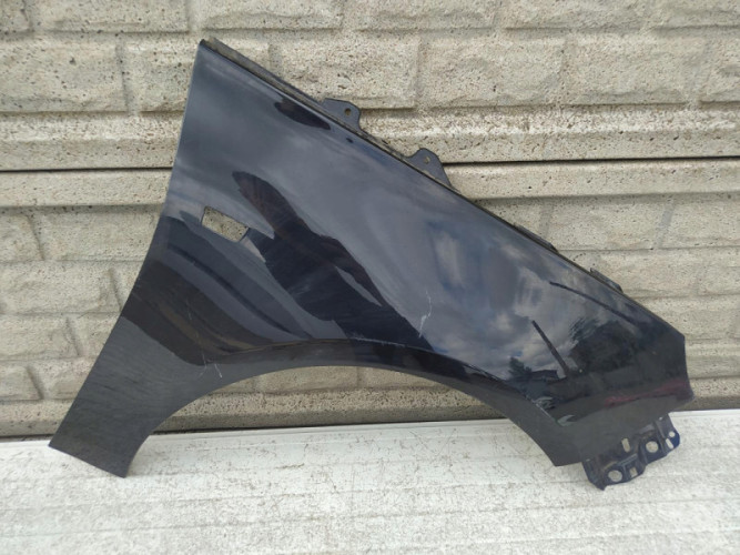 OPEL ADAM BŁOTNIK PRZEDNI PRAWY - (12364452505)