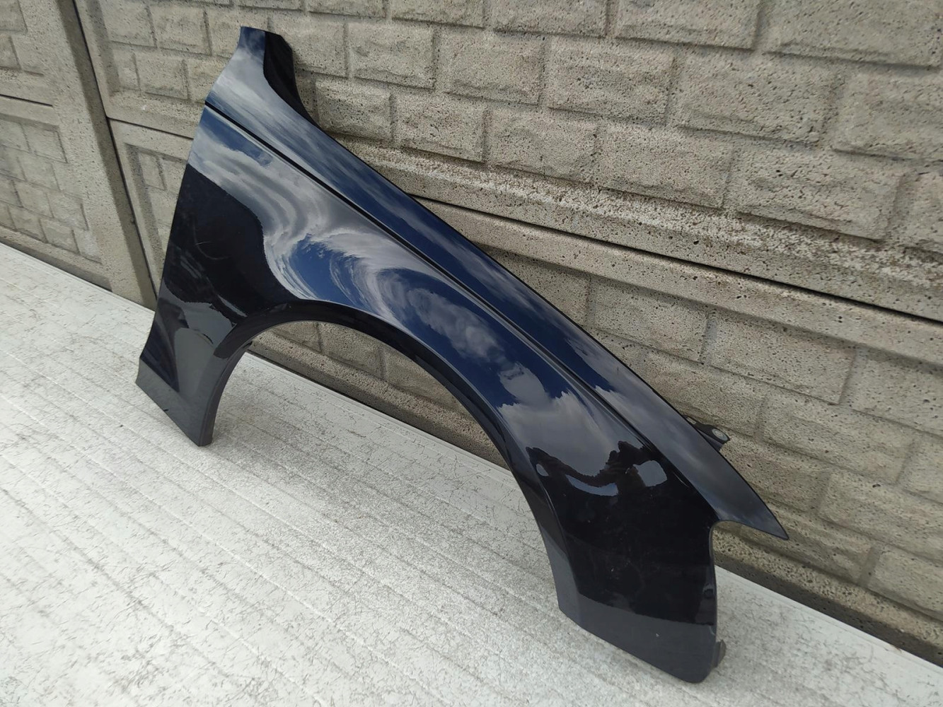 AUDI A4 B8 LIFT 12-16 BŁOTNIK PRZEDNI PRAWY - (12364464615)