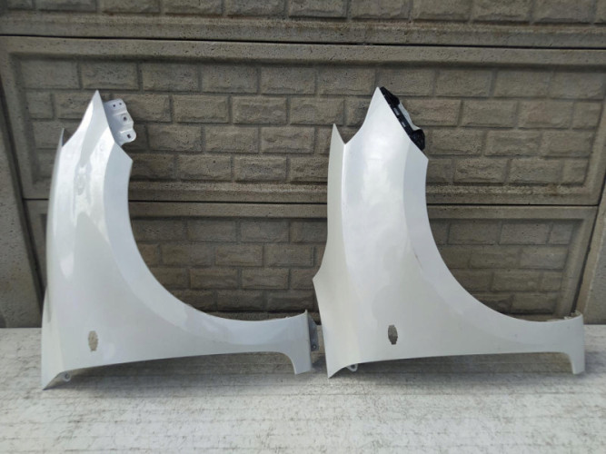SUZUKI SWIFT MK8 17 -21 BŁOTNIK PRZEDNI PRAWY - (12380072931)