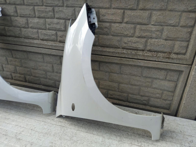 SUZUKI SWIFT MK8 17 -21 BŁOTNIK PRZEDNI PRAWY - (12380072931)