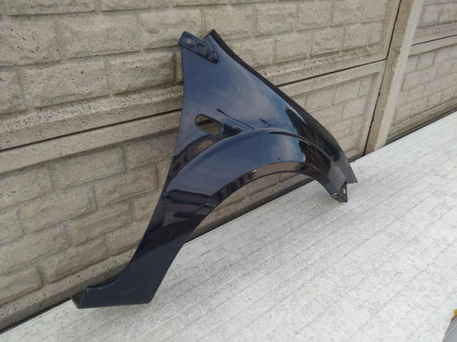 FORD FIESTA Mk6 MK 6 01-08 BŁOTNIK PRZEDNI PRAWY - (12384102243)