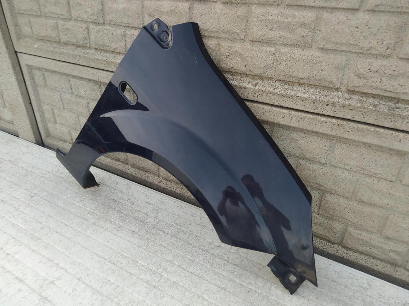 FORD FIESTA Mk6 MK 6 01-08 BŁOTNIK PRZEDNI PRAWY - (12384102243)