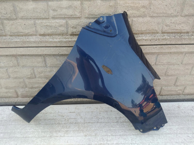 BŁOTNIK PRAWY PRZEDNI TOYOTA YARIS 2 II 2005-2012 - (12410096229)