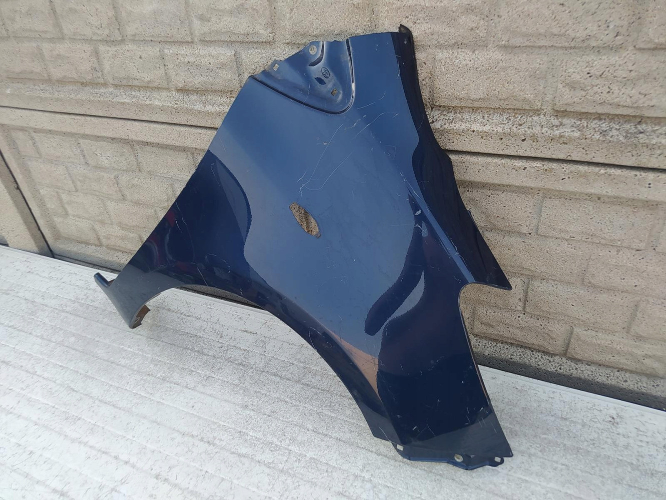 BŁOTNIK PRAWY PRZEDNI TOYOTA YARIS 2 II 2005-2012 - (12410096229)
